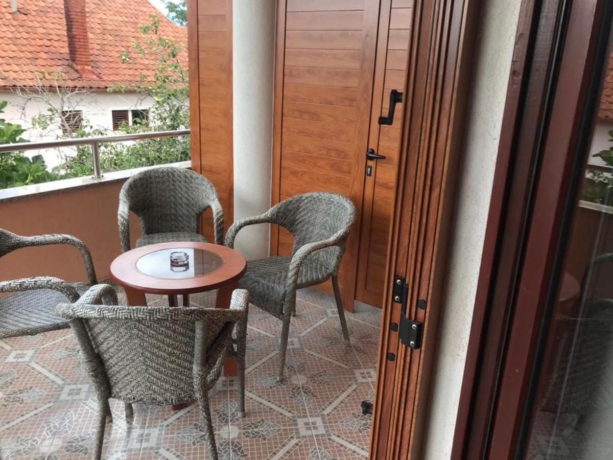 Holiday Apartment Lungomare بريفلاكا المظهر الخارجي الصورة